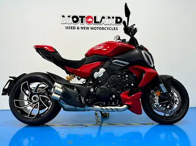 DUCATI DIAVEL V4 2023 in Dubai