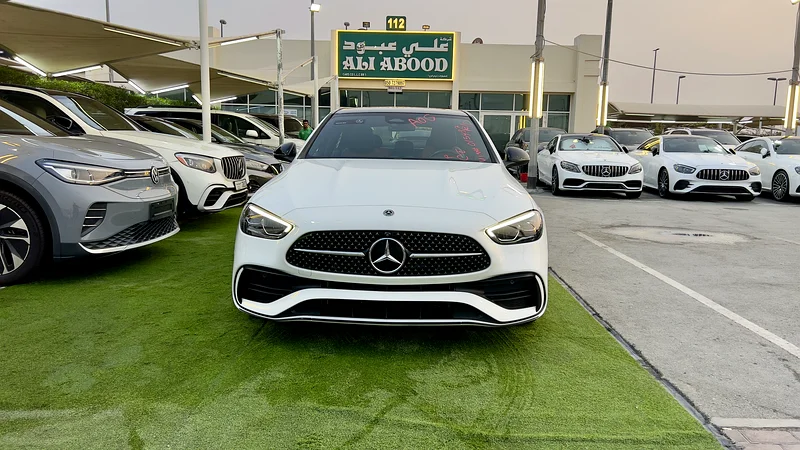 2022 CLEAN TITLE C300 A.M.G NIGHT PACKAGE LIKE NEW63175701355395111