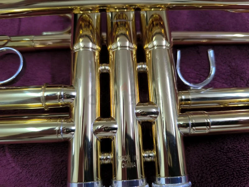 FOR SALE: Yamaha Trumpet YTR-2335 Like New!63173514534531113