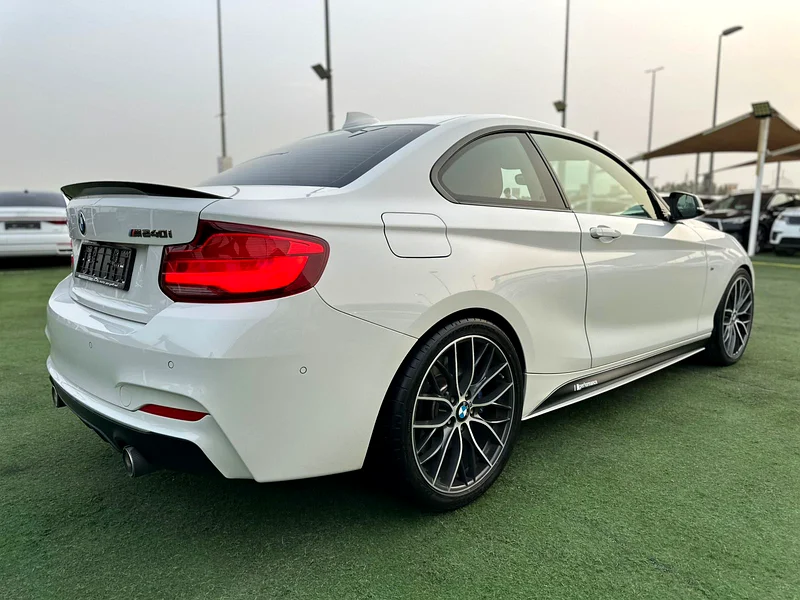 (2018) BMW 240i //M-PERFORMANCE// GCC FULL OPTION - EXCELLENT CONDITION-63160608687746114