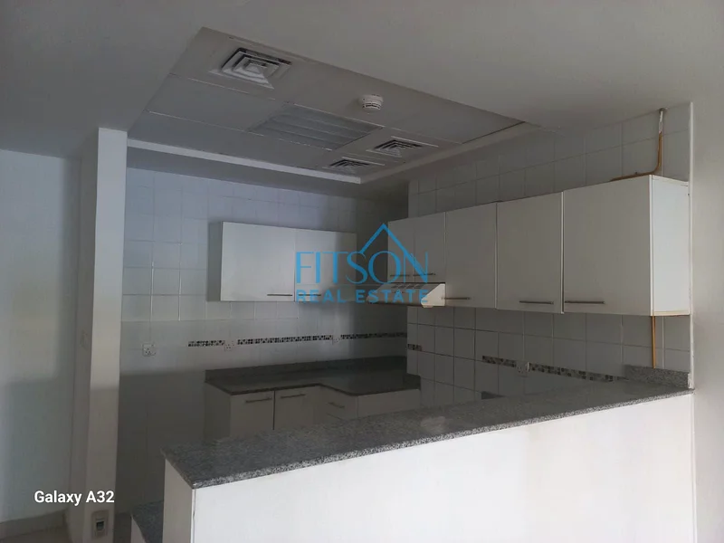 تصميم كبير | بالقرب من خليج الأعمال | موقع متميز63293454478339113