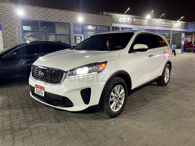 Kia Sorento | Low mileage and very good condition63171298306433111