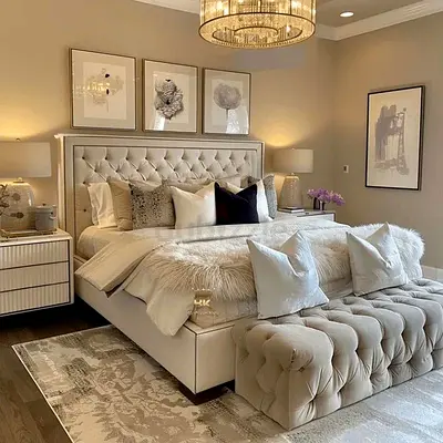 Luxurious Vintage Style Bed king size Custom made