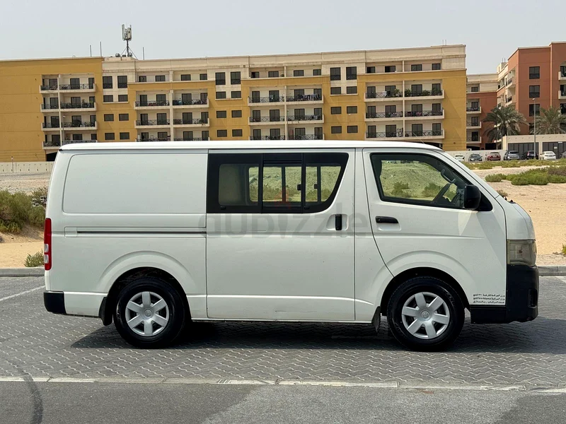 Toyota hiace van 2013, GCC, 2.7cc, good condition63148169244802113