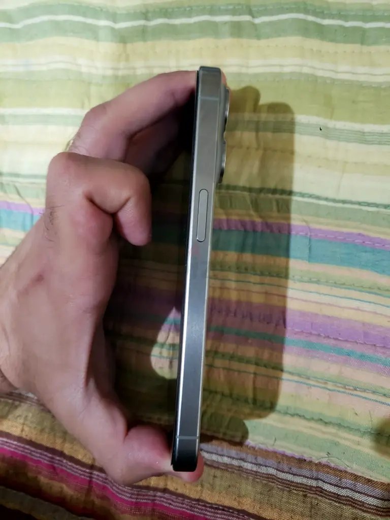 Iphone 15 pro63214428333954111