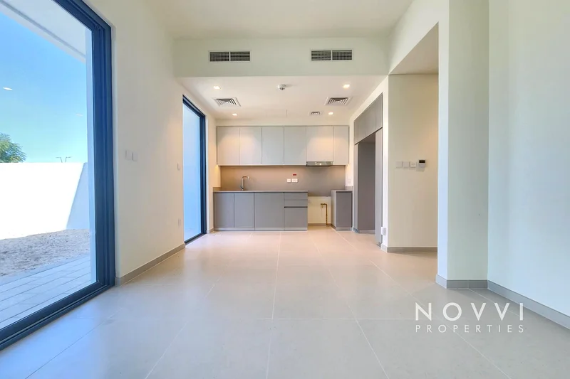 Vacant | Brand New | Close to Pool | Vastu63806150696450114