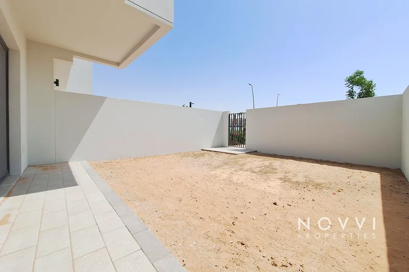 Vacant | Brand New | Close to Pool | Vastu63806150696450111