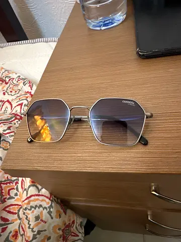 Carrera Stylish Mens Sunglasses - Perfect for Any Occasion!