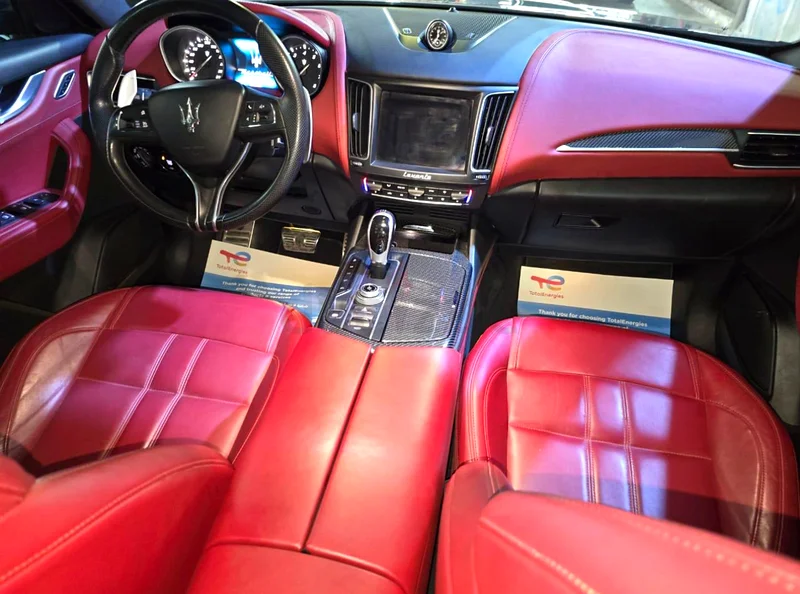 Maserati levante63222310800257114