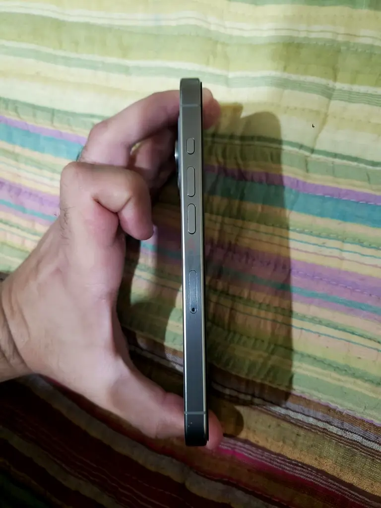 Iphone 15 pro63214428333954114