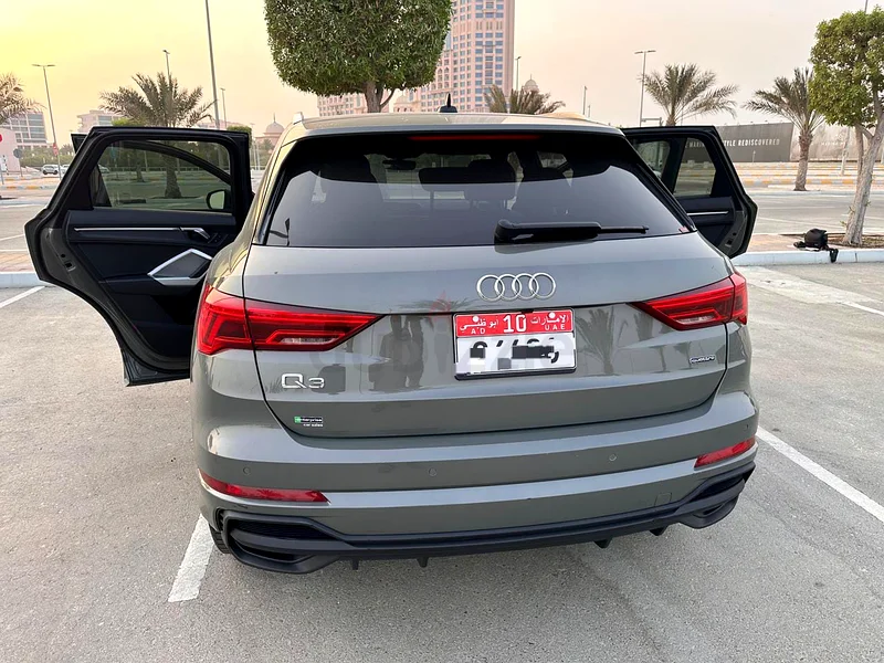 Audi Q3 Premium S Line - 45 TFSI – 2 L Quattro63224791149571113