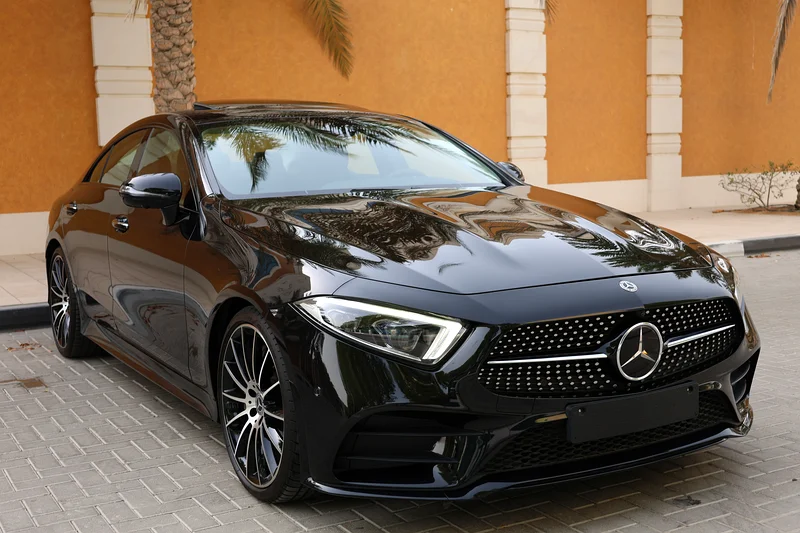 MERCEDES BENZ CLS350 AMG - GCC SPECS - UNDER WARRANTY / GARGASH - ACCIDENT FREE - EXCELENT CONDITION63164769515907114