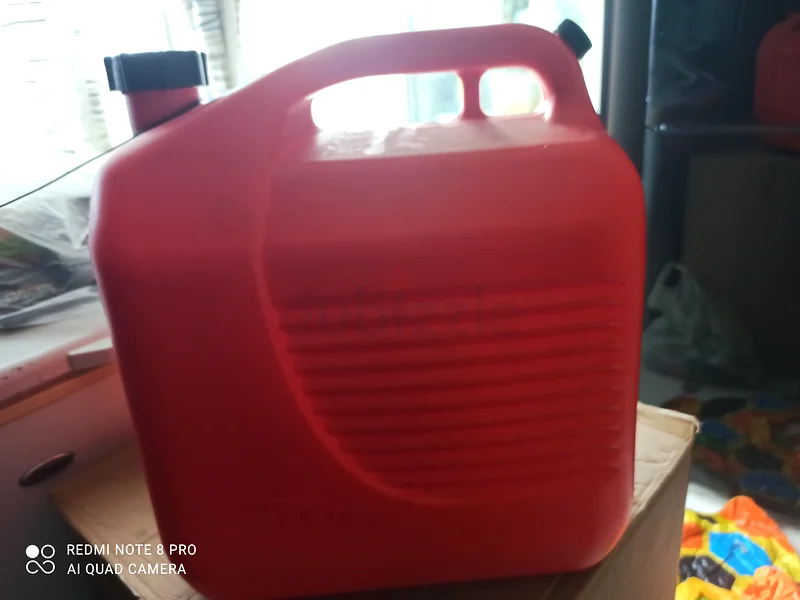 Petrol Jerry can632462376897291123