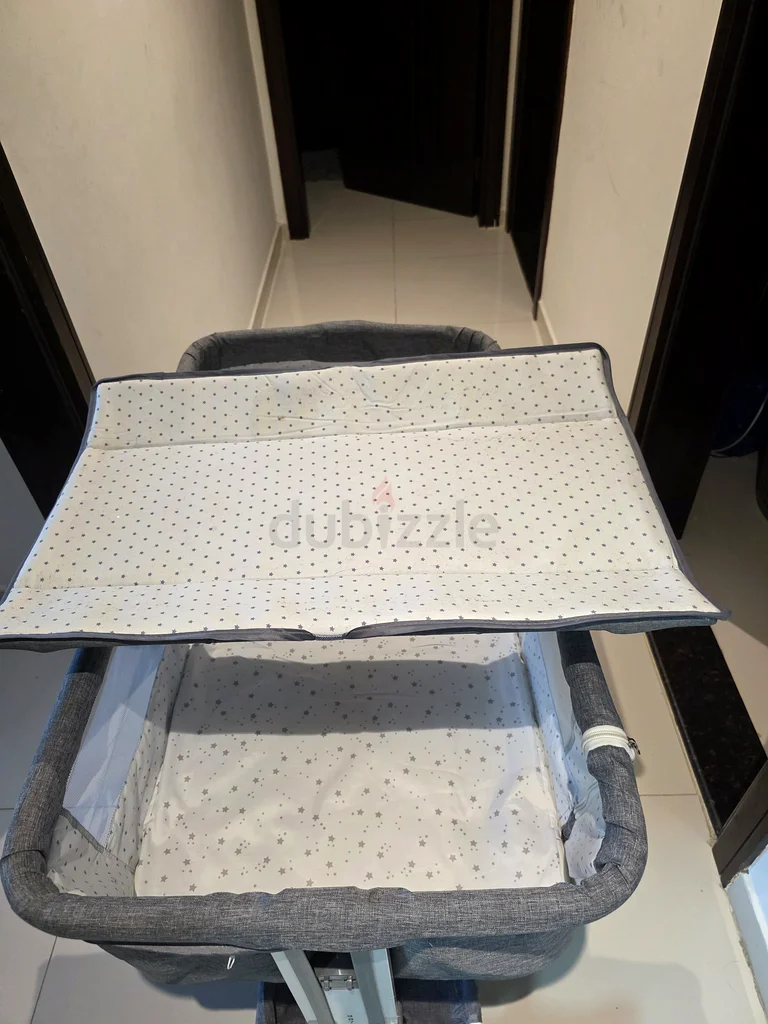 Cozy and Stylish Portable Baby Bassinet for Sale!63204266954754112
