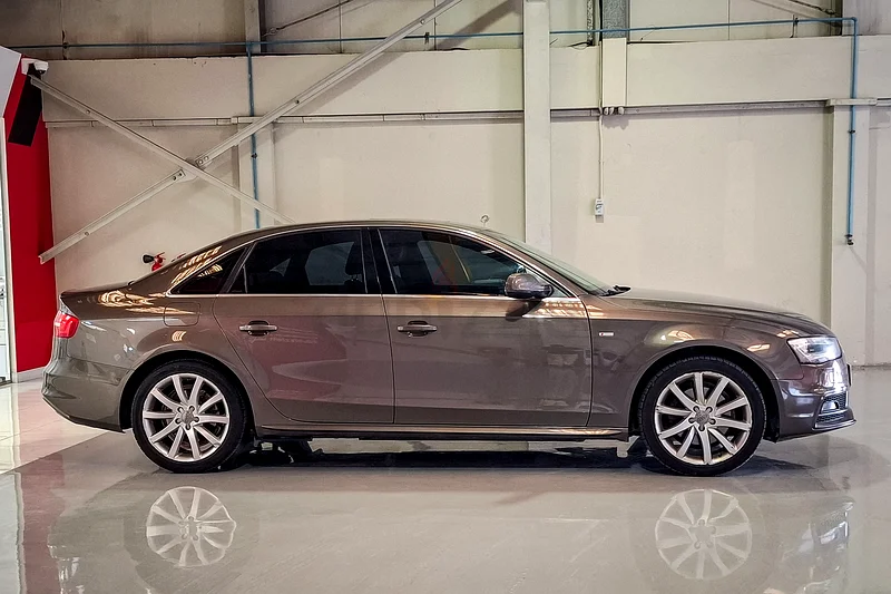 AED 843/month | 2016 Audi A4 35 TFSI S-line | GCC Specs | Ref#34367163224790537473113