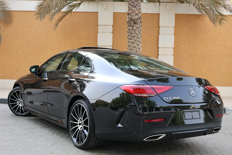 MERCEDES BENZ CLS350 AMG - GCC SPECS - UNDER WARRANTY / GARGASH - ACCIDENT FREE - EXCELENT CONDITION63164769515907113