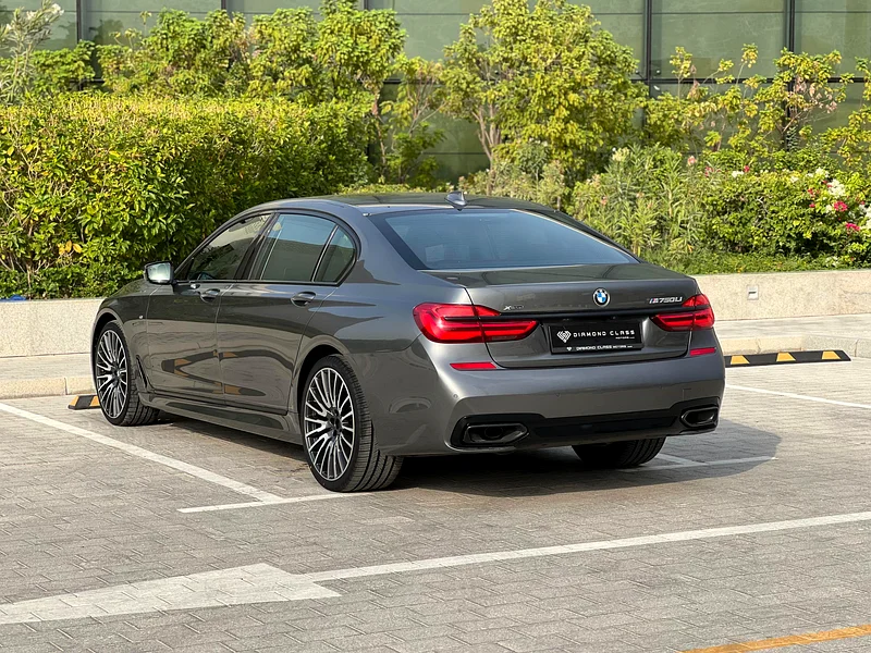 BMW 740Li --Zero Accident63176167980034111