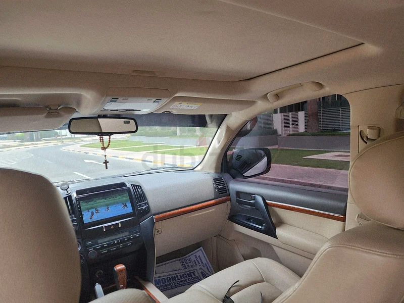 V6، نظيف ومرتب، بجودة جيدة.63158340188547113