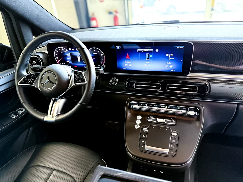 MERCEDES-BENZ V300 2025 V-LINE DESIGN VIP CAR | GCC | ONLY 1,000 KM63150481443202114