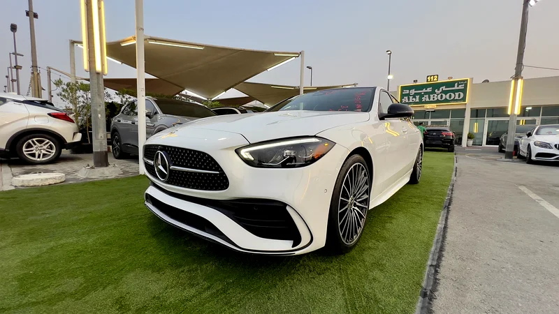 2022 CLEAN TITLE C300 A.M.G NIGHT PACKAGE LIKE NEW63175701355395112