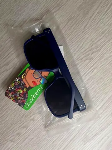 Dont wasting time please  / sunglasses