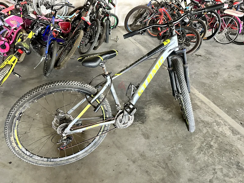 26in Bicycle with gear in excellent condition63201169935875112