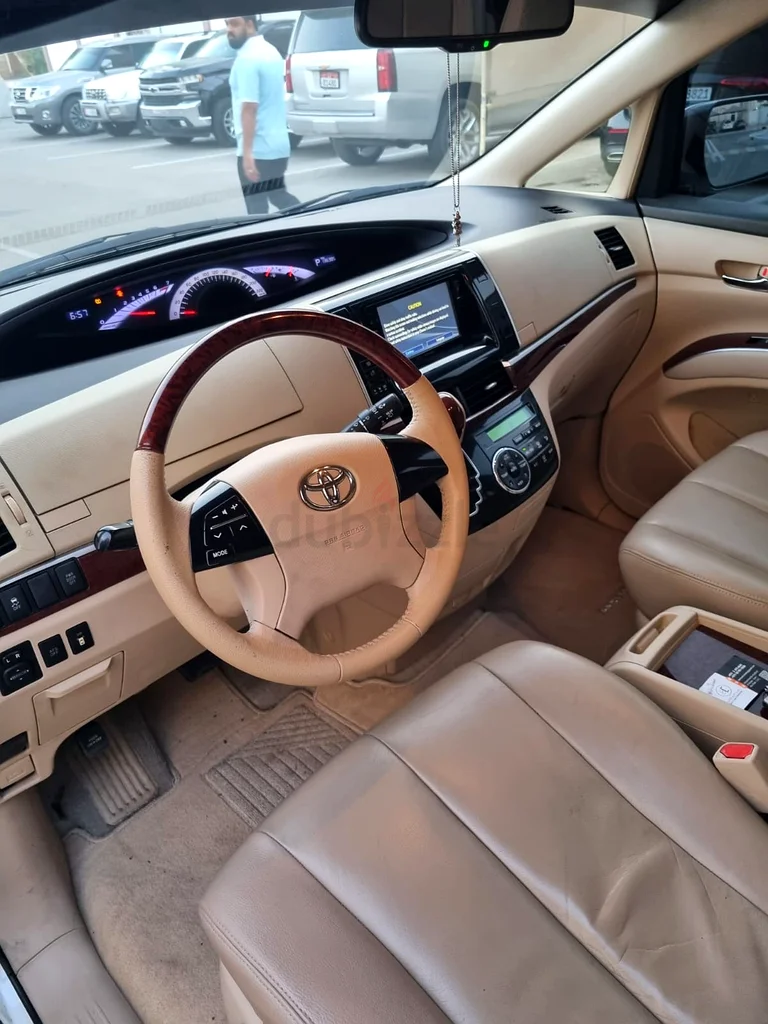 تويوتا بريفيا63147207541634112