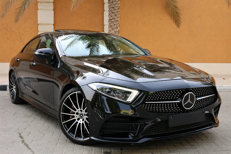 MERCEDES BENZ CLS350 AMG - GCC SPECS - UNDER WARRANTY / GARGASH - ACCIDENT FREE - EXCELENT CONDITION63164769515907111