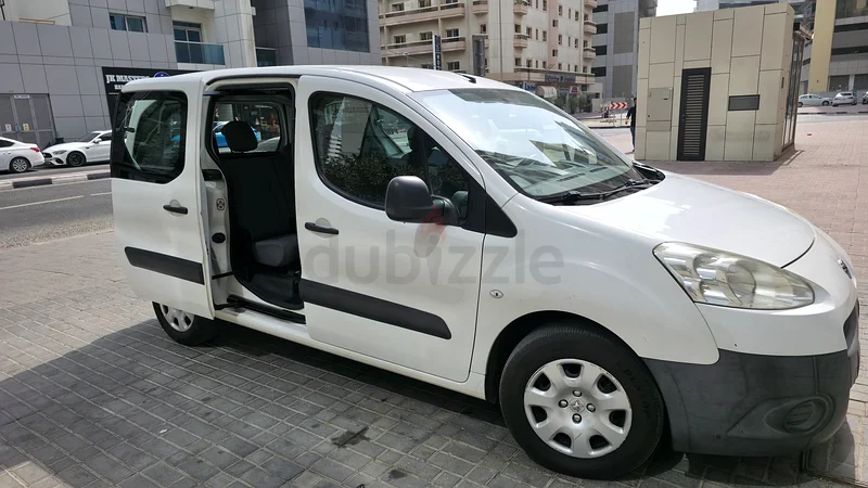 Peugeot Partner 2014 Tepee, Gulf spec, Manual gear, Good Condition63221302696322112