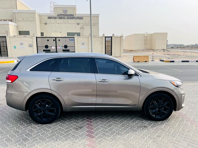 Kia sorento2017 /Low mileage/very clean car63171298119811114