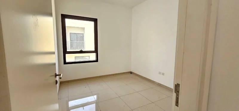Like brand new 3 badroom  with maid room and balcony Price 100k63299900159619113