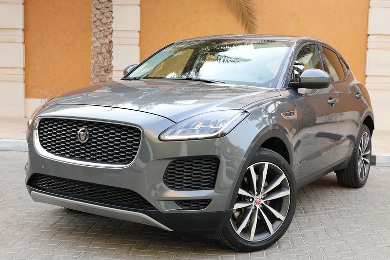JAGUAR E-PACE P200 AWD SE - GCC SPECS - ACCIDENT FREE - UNDER WARRANTY - FULL SERVICE HISTORY -632213029811231126