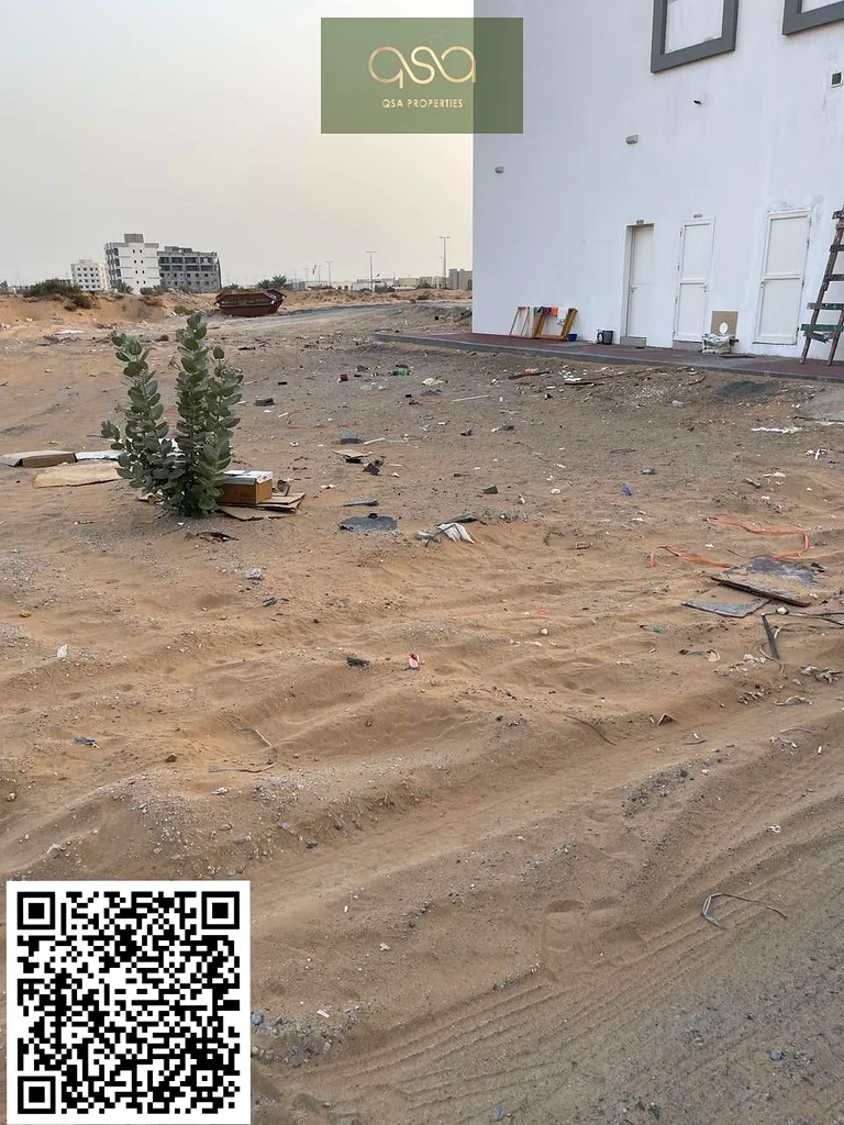 أفضل موقع | قطعة أرض تجارية وسكنية بمساحة طابق أرضي وثلاثة طوابق للبيع في منطقة ال علية، عجمان63199122520835114