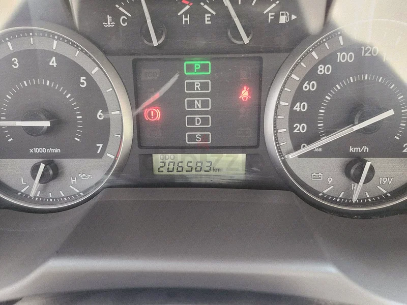 V6، نظيف ومرتب، بجودة جيدة.63158340188547114