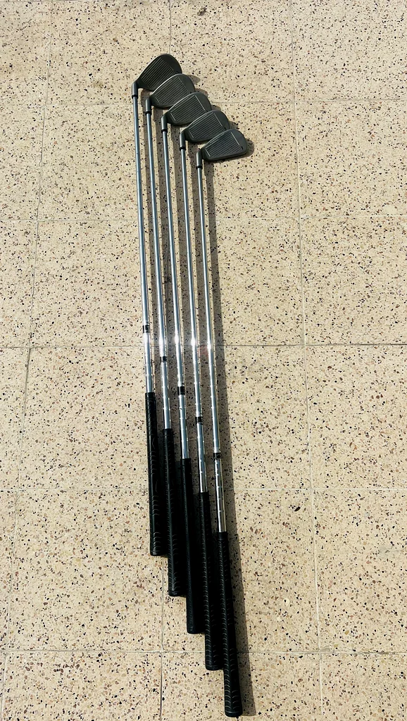 BIG BERTHA X-12 GOLF CLUBS63170404372867111