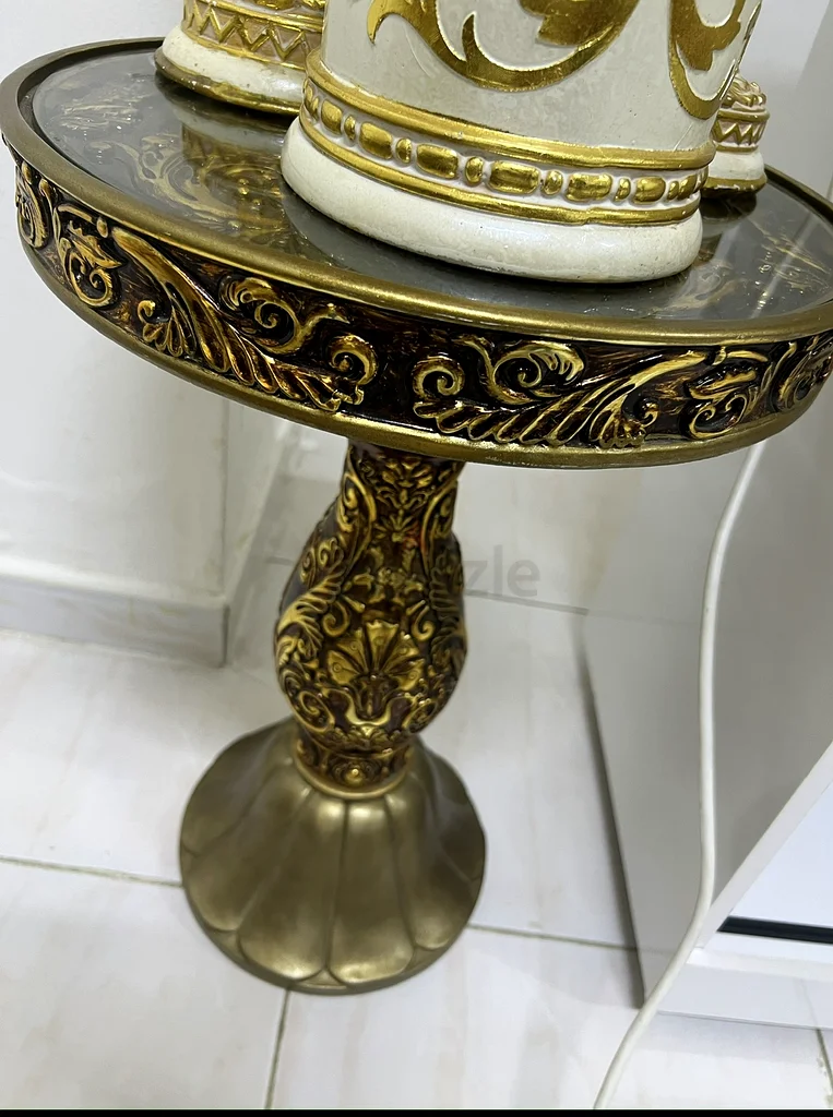 Side table vintage style63177132543875111