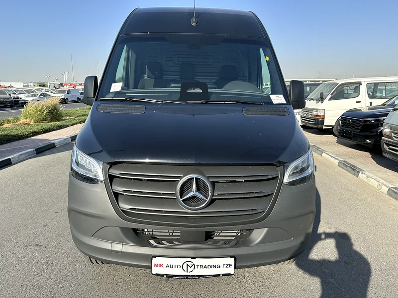 مرسيدس بنز سبرينتر 319 دفع كلي للعجلات 4x463176618972545111