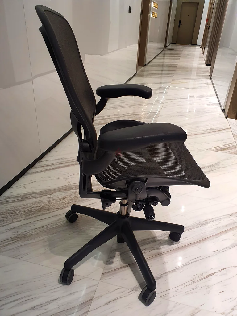 Herman Miller Areon Classic Chairs For Sell63217326717698113