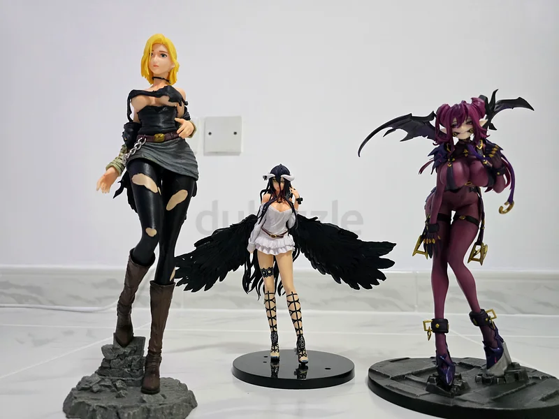 4 Adult dolls for decoration632272813277471128