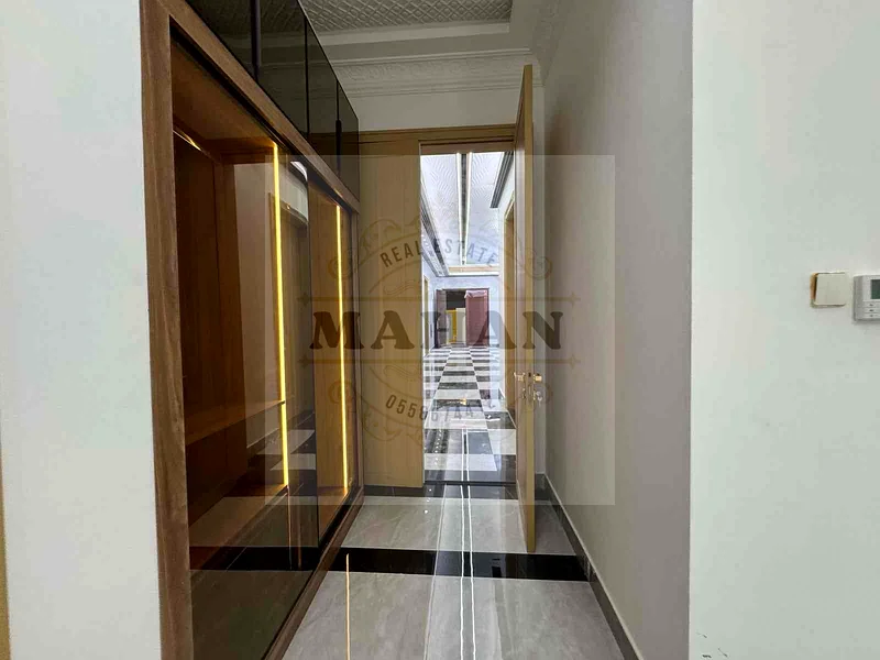 🏡 فيلا فاخرة للبيع | 7 غرف نوم رئيسية | مسبح | موقع مميز63170848479362112