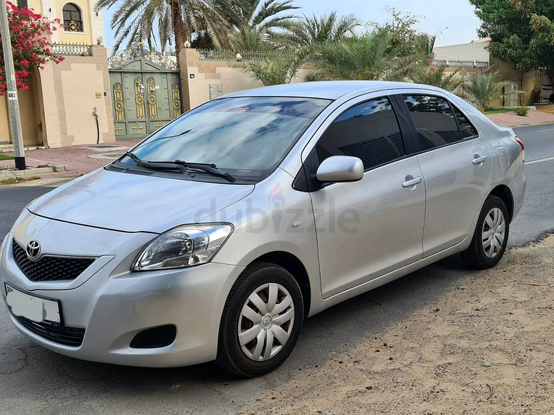 تويوتا ياريس63147209921409111