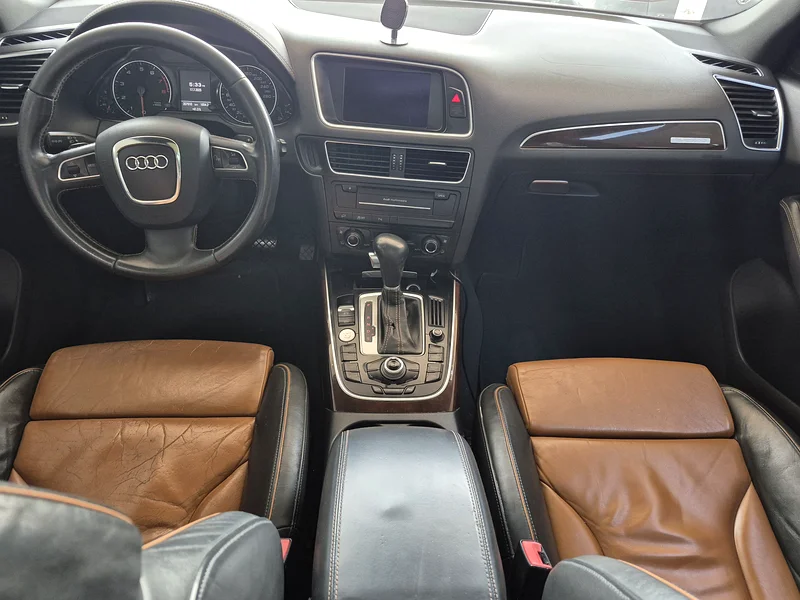 2012 Audi Q5 S line 3.2ltr full options Gcc specs panoramic roof63156039161474111