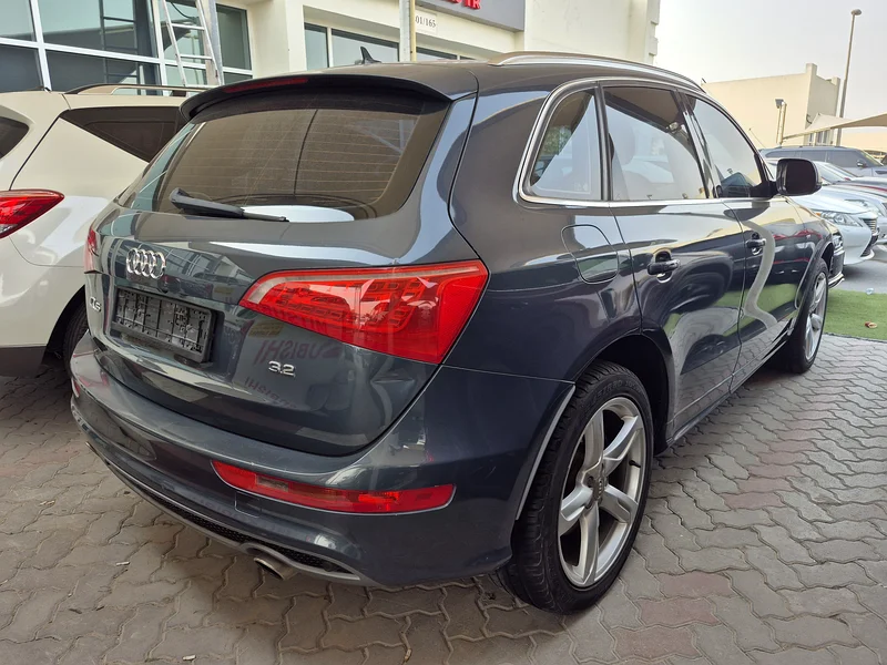 2012 Audi Q5 S line 3.2ltr full options Gcc specs panoramic roof63156039161474113