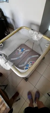Play pen for babies and toddlers