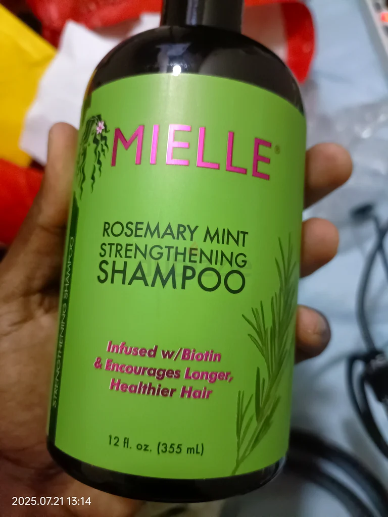 Revitalize Your Hair with Mielle Rosemary Mint Shampoo!63168514819459112