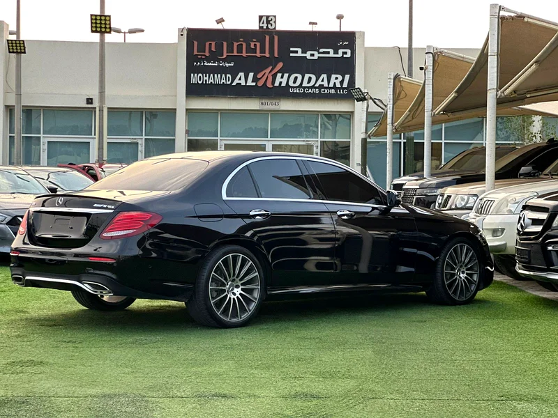 (2017)MERCEDES BENZ//E300//AMG//FULL OPTION//ORIGINAL PAINT//EXCELLENT CONDITION//63143048240257114
