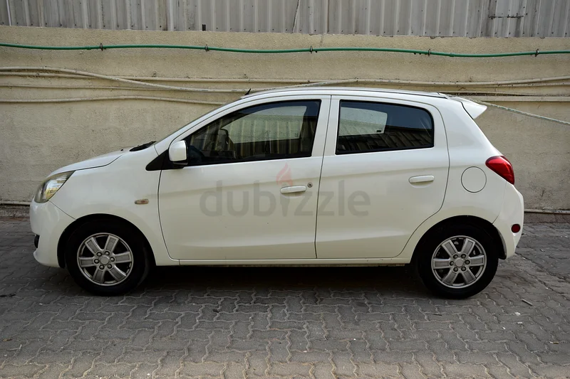 Mitsubishi Mirage 2014 – Super Clean Car63223818313474112