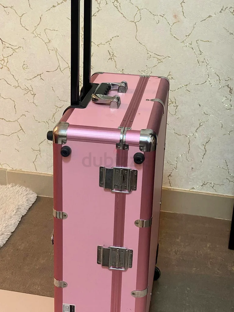 Vanity stand63240131261314113