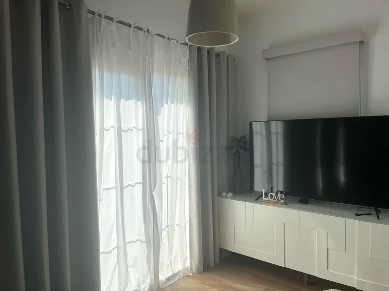 curtains63177969504642113