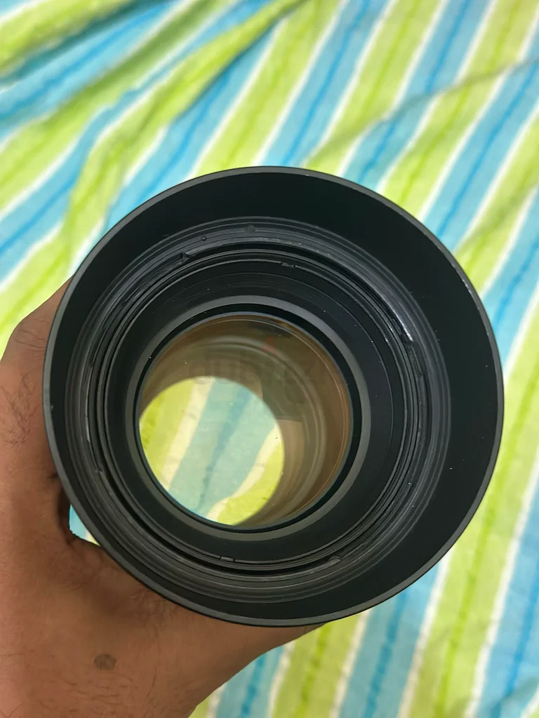 Canon EF 85mm f/1.463172680781698112